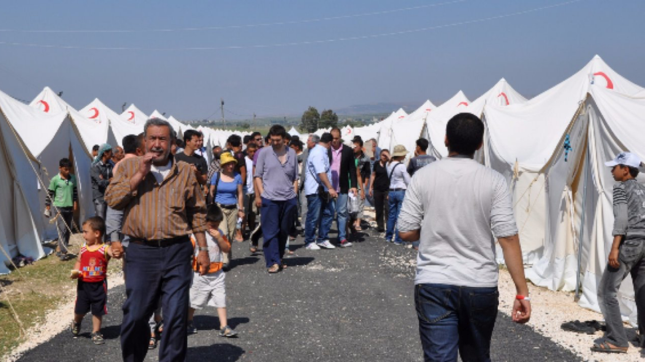 AB'den Türkiye'ye 3 milyar Euro'luk 'mülteci' desteği