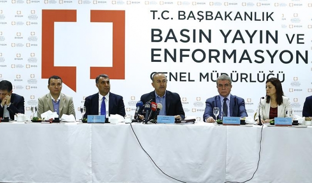 "Rusya ile ABD YPG'yi birbirine kaptırmamak için rekabet ediyor, 'Ben bırakırsam diğerine gider' diyor"
