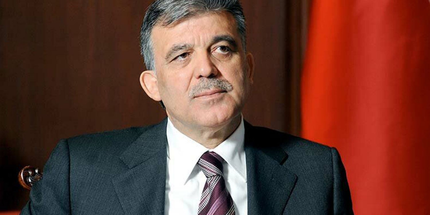 Abdullah Gül'den Alman radyosuna Demirtaş ve Kavala açıklaması