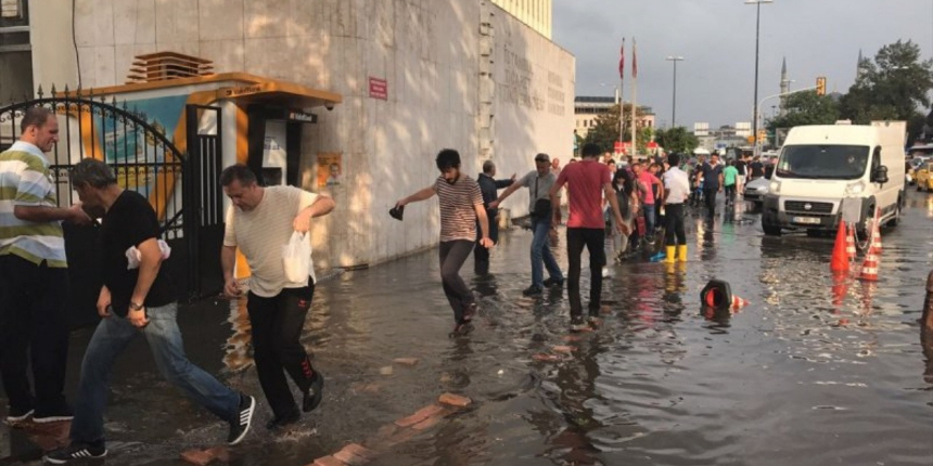 Meteoroloji'den 3 bölge için kritik uyarı: Sağanak yağış geliyor!