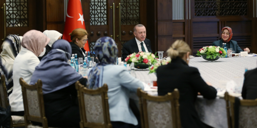 Erdoğan özel toplantıda söz verdi! 1 Temmuz'da açıklayacak...