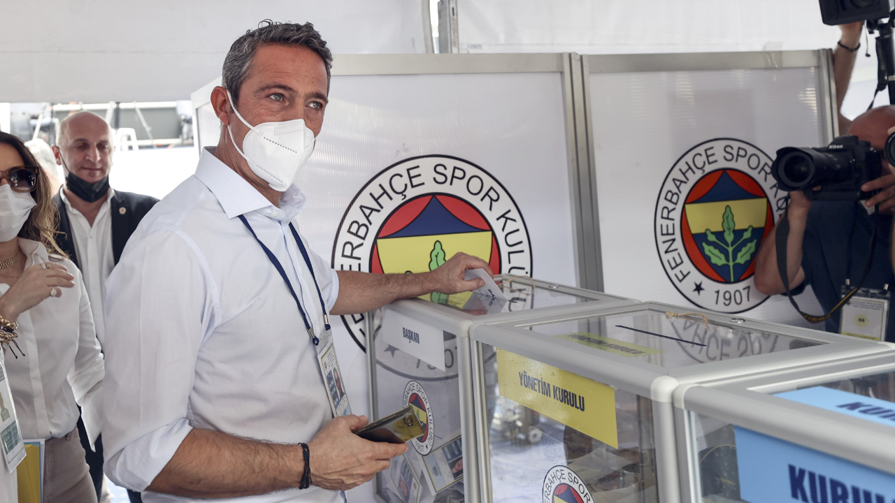 Ali Koç 2. kez Fenerbahçe başkanı seçildi