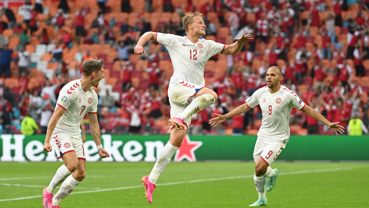 EURO 2020'de ilk çeyrek finalist, Galler'i 4-0 mağlup eden Danimarka oldu