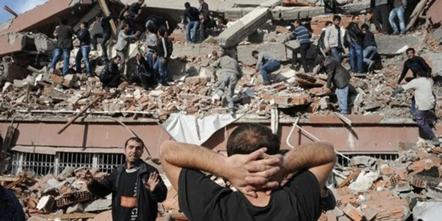 Van'daki depremde 10 kişiye mezar olmuştu... 24 taksitle para cezası verildi