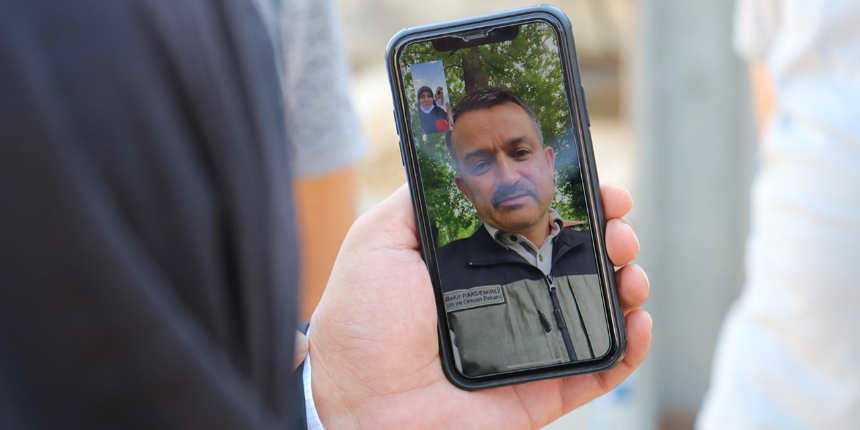 Bakan Pakdemirli'den kadın girişimciye destek sözü... 10 bin tavuğu telef olmuştu