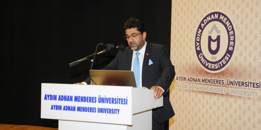 Aydın Adnan Menderes Üniversitesi'nden yeni anayasa paneli