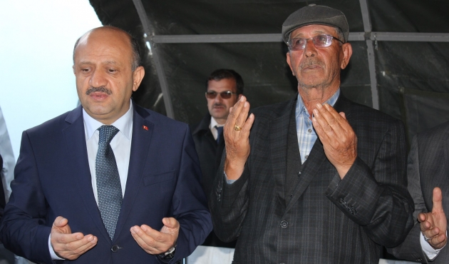 Bakan Işık'tan anlamlı ziyaret