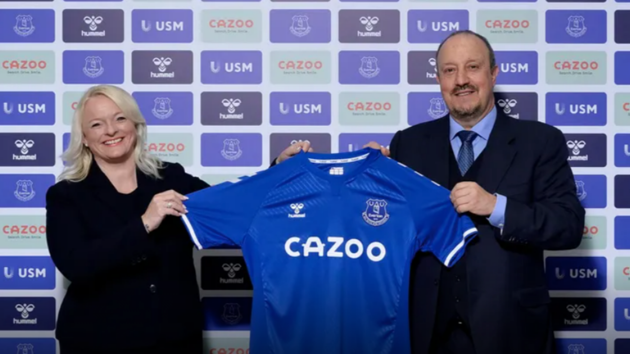 Everton'da Carlo Ancelotti'nin yerine teknik direktörlüğe Rafael Benitez getirildi