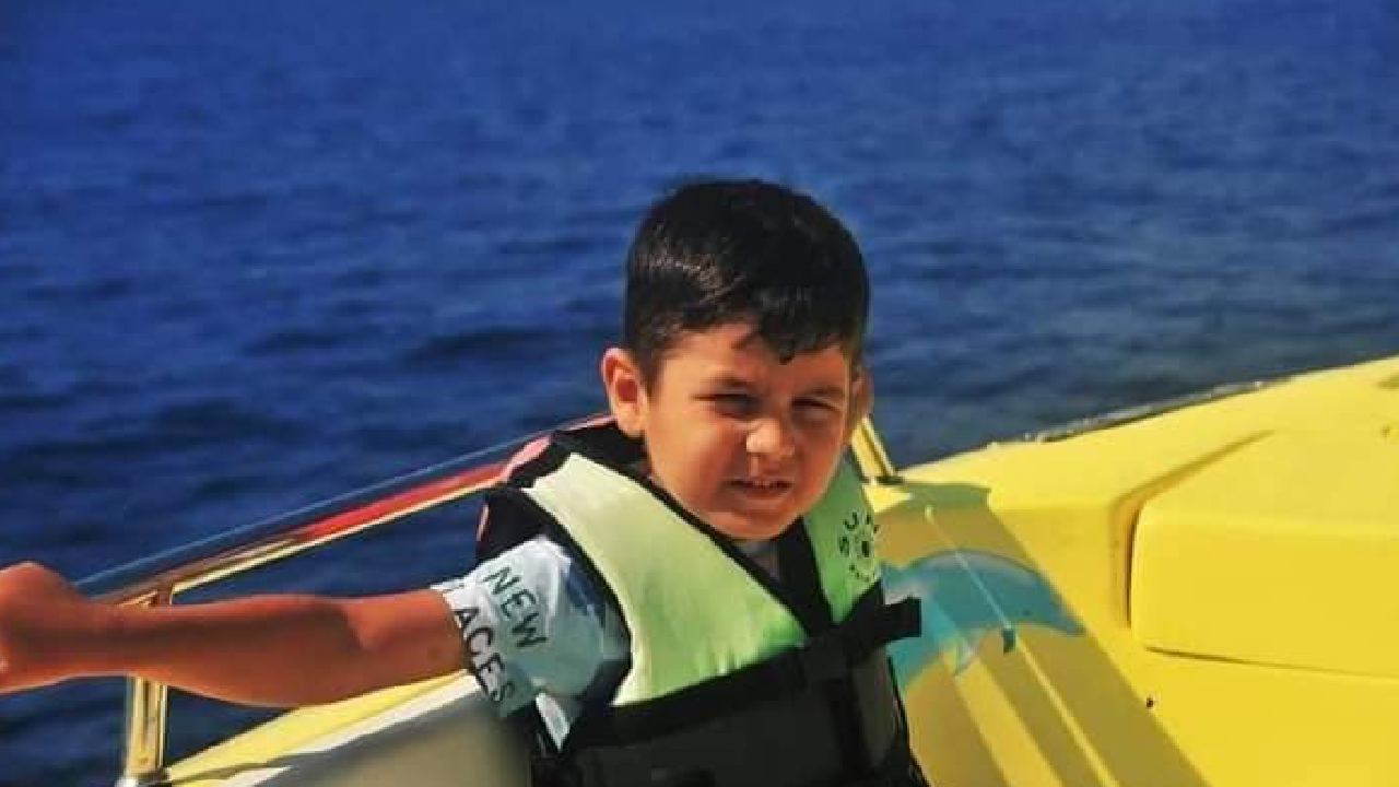 En acı kaza! Otomobilini park ederken 4 yaşındaki oğlunu ezdi