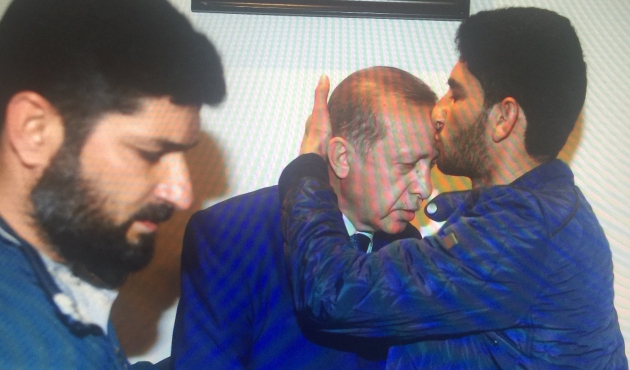 Cumhurbaşkanı Erdoğan o Suriyeli baba ile görüştü