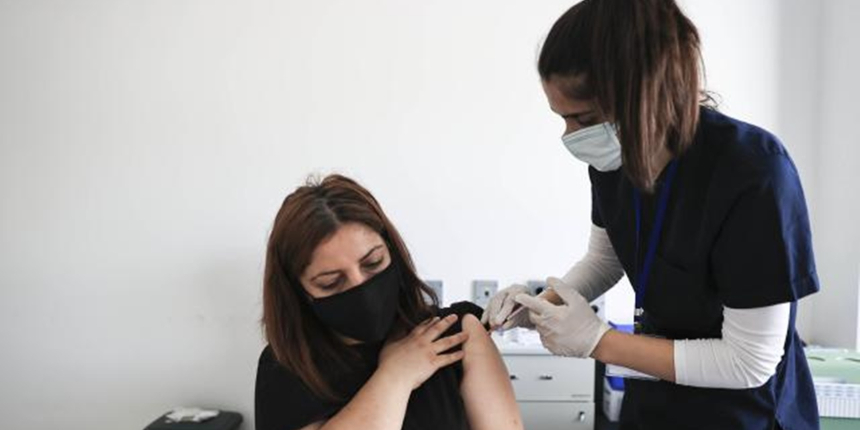 'Aşı kısırlık yapar' söylentisi aşılama oranını düşürdü...