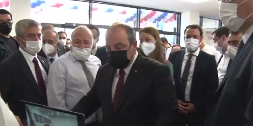 Bakan Varank'tan algı operasyonuna ters köşe! O videonun tamamını yayımladı