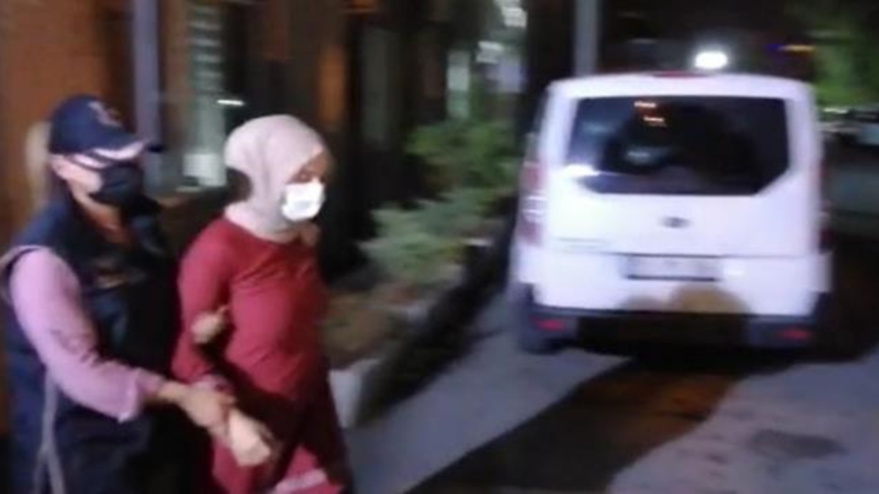 FETÖ elebaşı Gülen'in akrabası İzmir'de yakalandı!