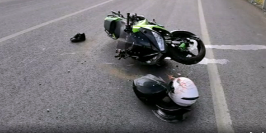 Tunceli'de motosiklet kazası: Kızın kolu koptu!