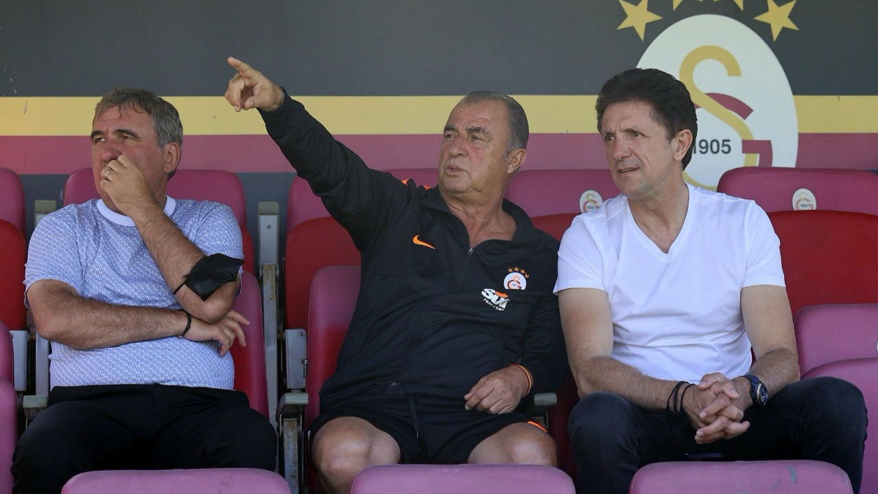 Gheorghe Hagi ile Gheorghe Popescu, Galatasaray antrenmanında...