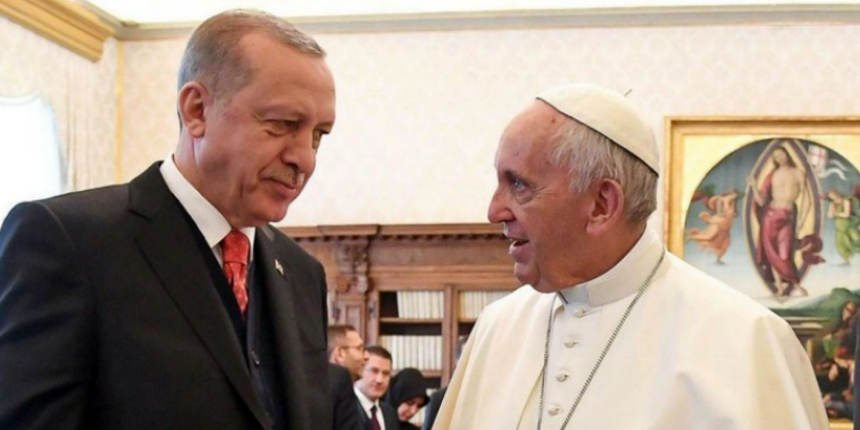 Cumhurbaşkanı Erdoğan'dan Papa Fransuva'ya: Sağlık ve mutluluk dilerim