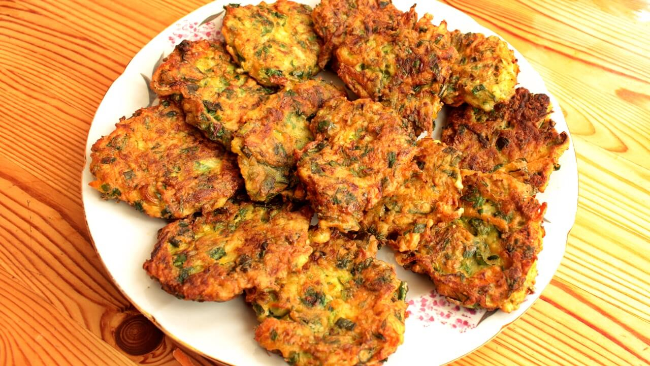 Yaz Diyeti Yapanlara Pratik Yaz Lezzeti Sebzeli Mücver Tarifi! Kilo Almak Derdi Bitti! Yediğinizde Zayıflamış Hissedeceksiniz