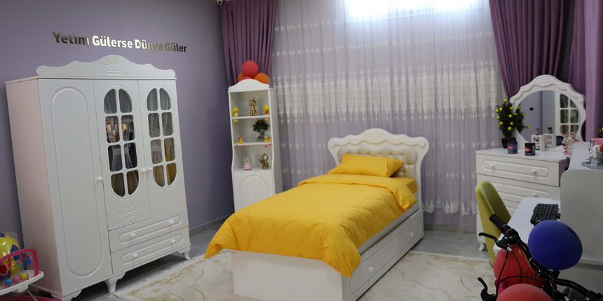 Öksüz ve yetim çocuklar için kendi evlerinde oda kuruldu