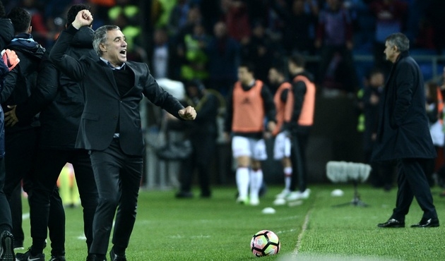 Ersun Yanal'dan flaş açıklama: Üzgün değilim