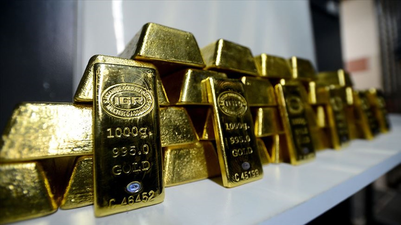 Ons altın 1.800 doların üzerinde: Merdivenleri adım adım çıkacak