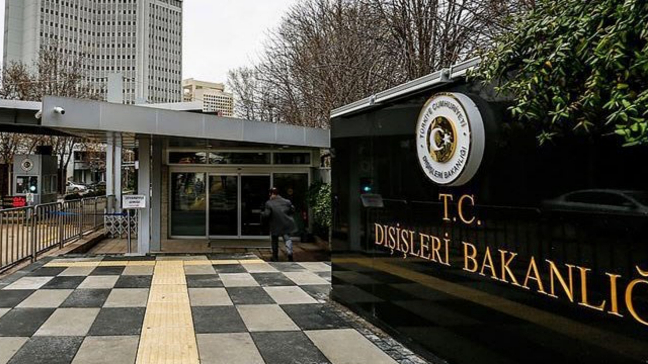 Dışişleri, Avrupa Parlamentosu'nun kışkırtıcı kararını yerden yere vurdu!