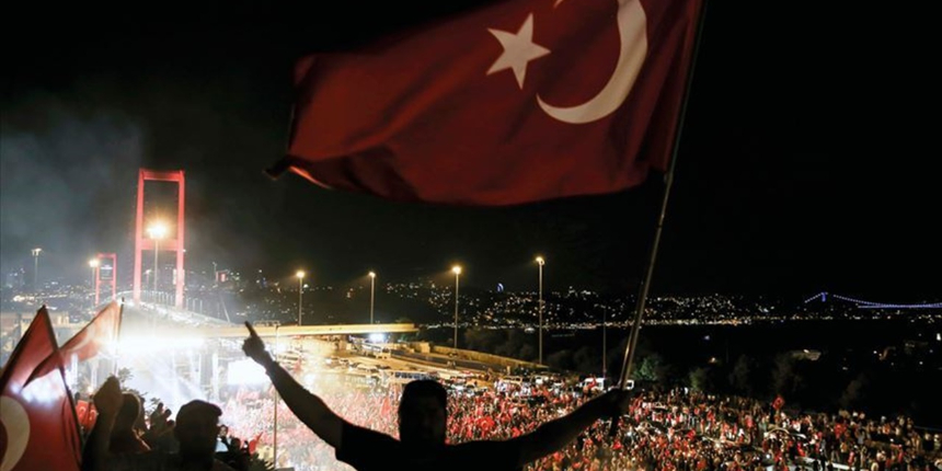 15 Temmuz'a beş gün kala! CHP'den FETÖ'ye tahliye teminatı...