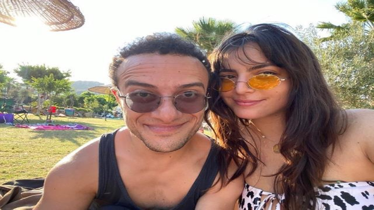 Hamza Yazıcı Sevgilisine Gelen Çirkin Mesajları İfşa Etti! "Beyniniz Cüce" Diyerek Topa Tuttu!