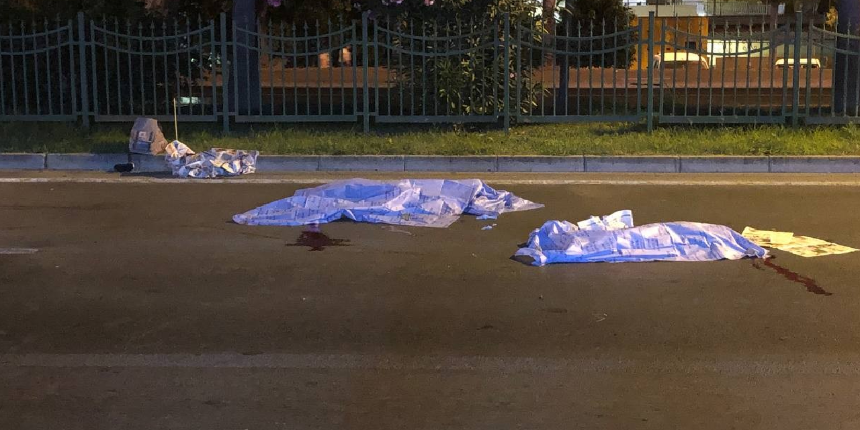 Turistlerin feci ölümü! Tatile geldiler, otomobilin altında metrelerce sürüklendiler