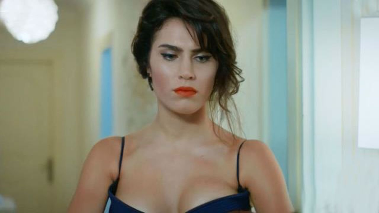 Savaşçı’nın Teğmeni Serenay Aktaş'a Piyango Vurdu! Kalp Yarasında Öyle Bir Rol Aldı ki! Bomba Gibi Geliyor