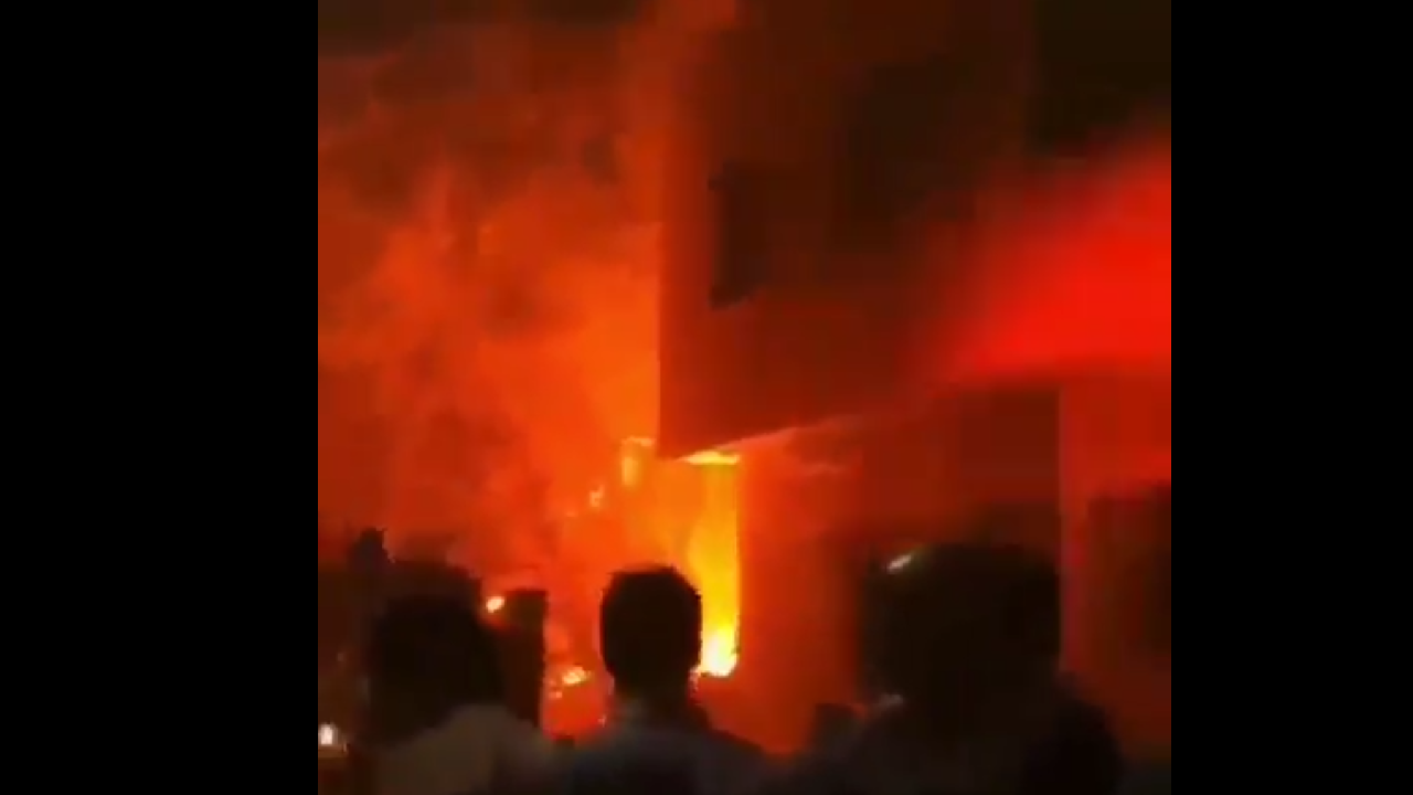 Tahran'ın kuzeyinde büyük patlama!