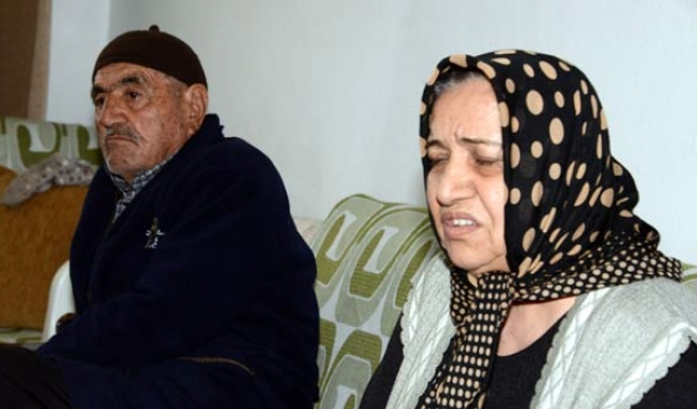 Dolandırıcılar 'Paramız kalmadı' diyen yaşlı çiftin evini bile aradı