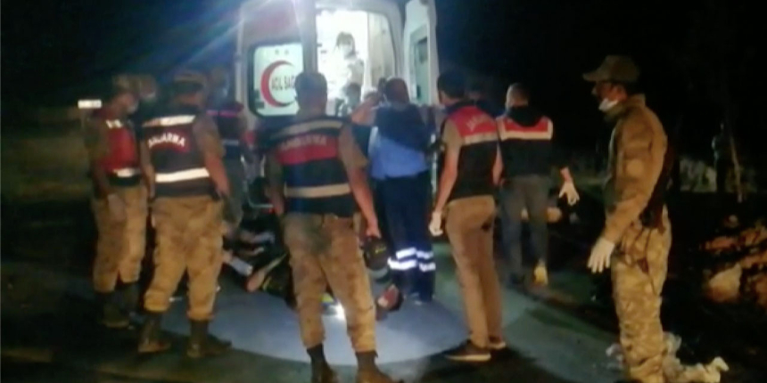 Sığınmacıları taşıyan minibüs kaza yaptı: Çok sayıda can kaybı ve yaralı var