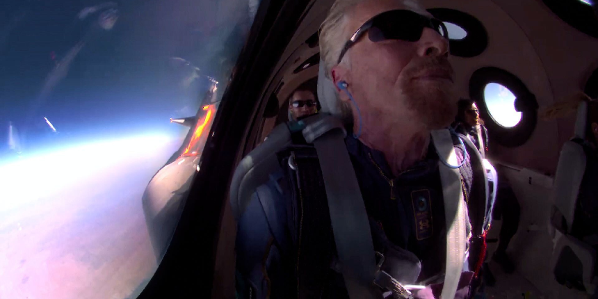 Uzaya giden ilk milyarder! Virgin Galactic’in sahibi Richard Branson uzaya uçtu
