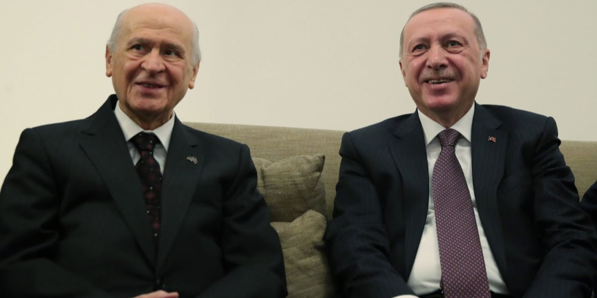 Bahçeli'den Erdoğan'a tebrik mesajı! Bir de hediye gönderdi...