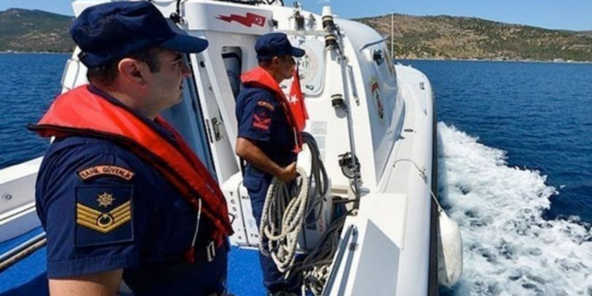 İstinye'de iki çocuk az daha boğuluyordu! Sahil Güvenlik kurtardı!