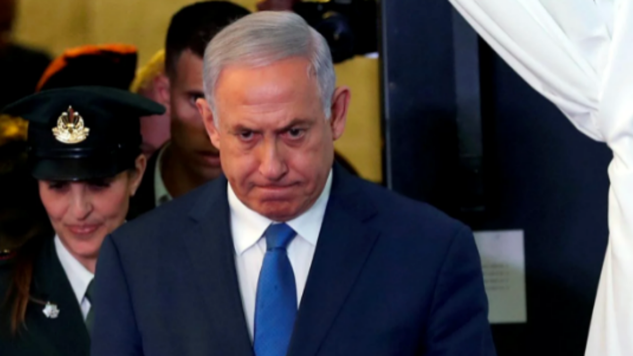 Netanyahu, Başbakanlık Konutu'nu bırakmıyordu: Sonunda çıkarabildiler!