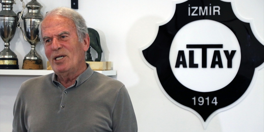 Mustafa Denizli'nin 15 Temmuz anıları... "Halka rağmen hiçbir darbe başarılı olamaz"