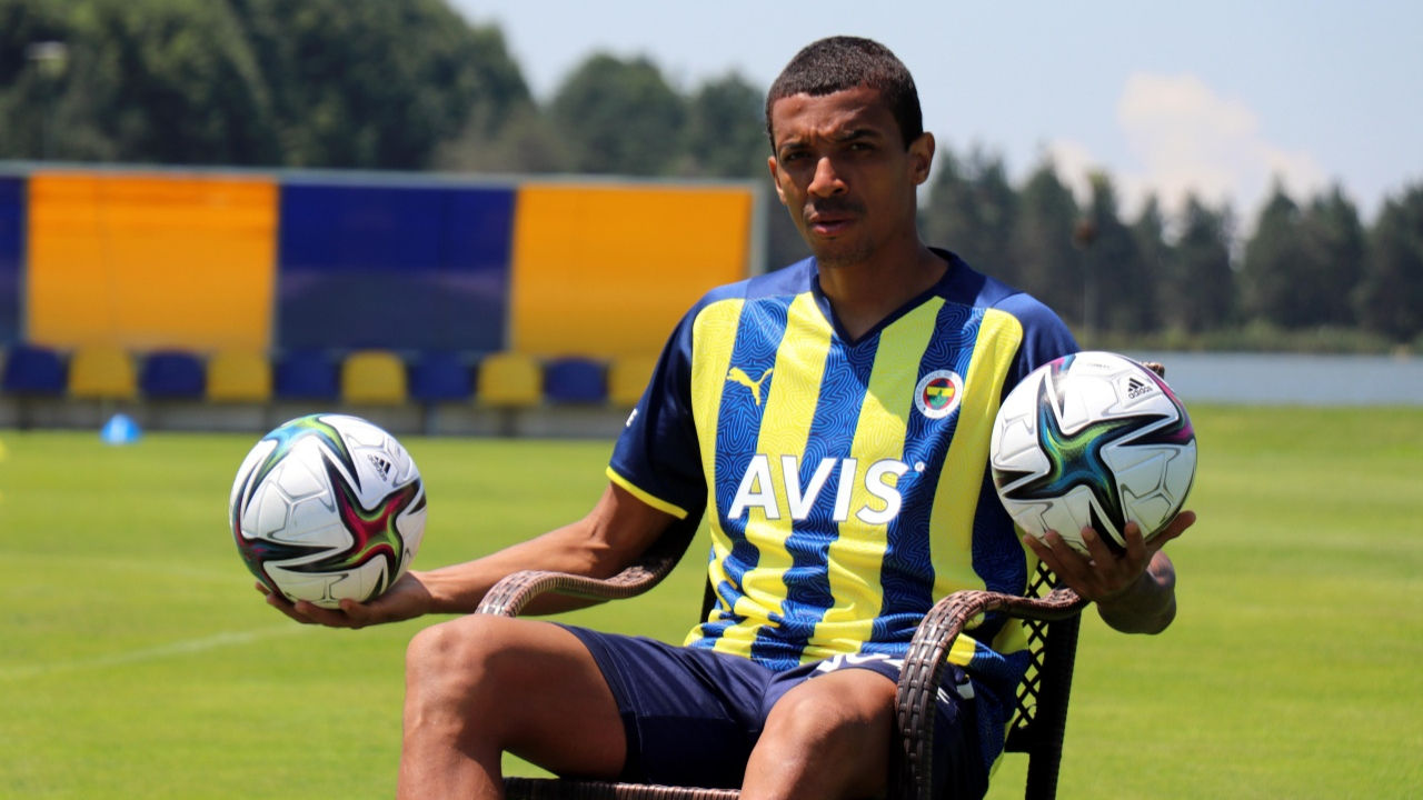 Luiz Gustavo: Şampiyon olmak zorundayız