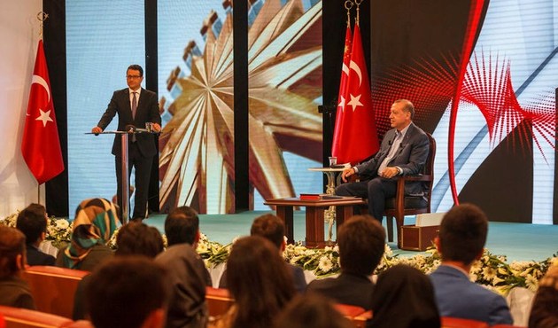 Cumhurbaşkanı Erdoğan: Darbeciler uçağımıza bizden önce girmişler
