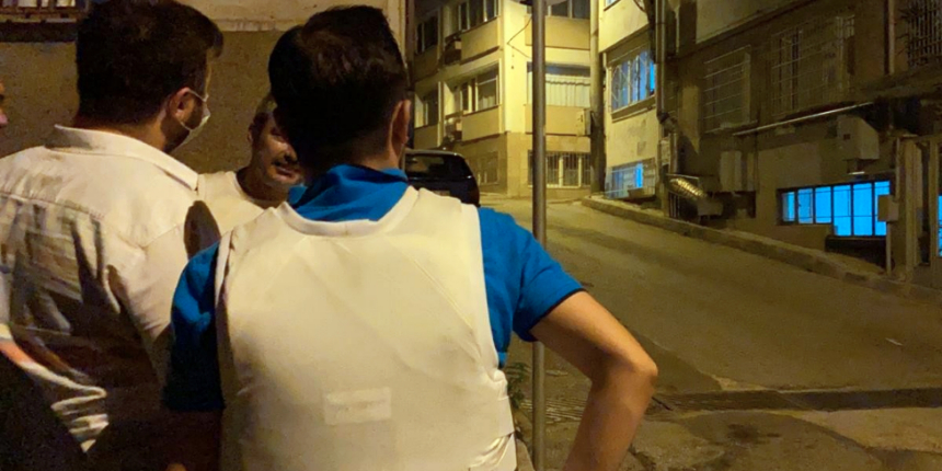Bursa'da rehine krizi! 2 kız kardeşini silahla rehin aldı