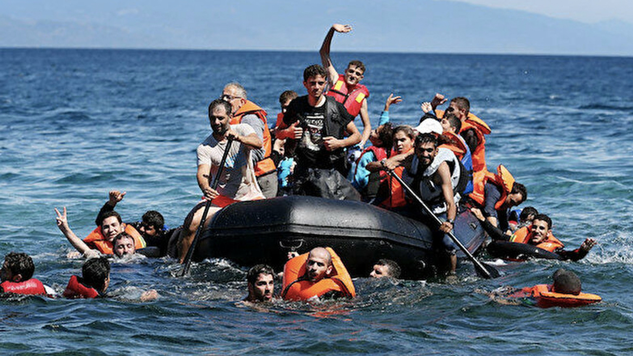 Sığınmacılara insanlık dışı muamele yapan Yunanistan'a AB'den uyarı