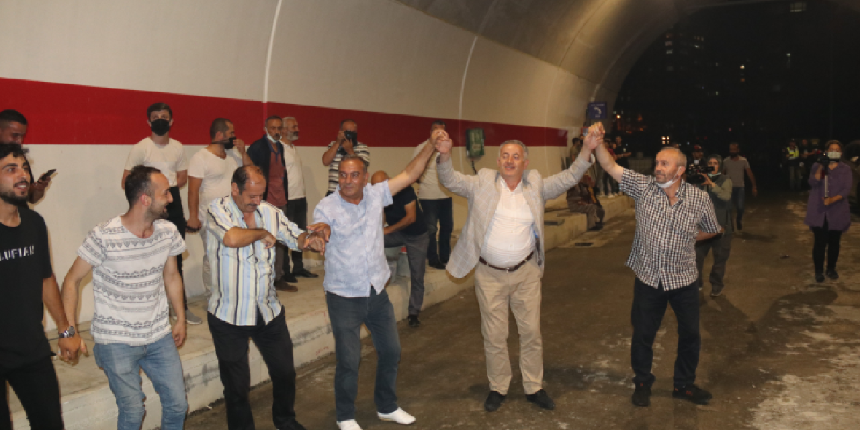 Rize'nin 70 yıllık hayali! Salarha Tünelini horonlarla kutladılar