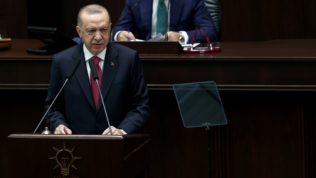 Erdoğan: Karalama kampanyalarını başlarına geçireceğiz