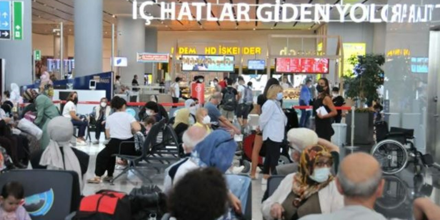 İstanbul Havalimanı'nda bayram tatili yoğunluğu başladı!
