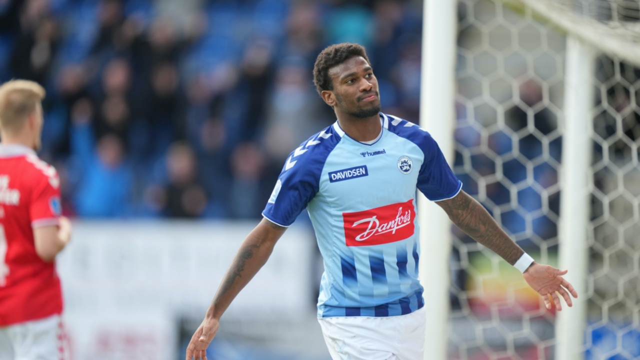 Antalyaspor Amerikalı forvet Haji Wright'ı bitirdi, Houssam Ghacha'da sona yaklaştı