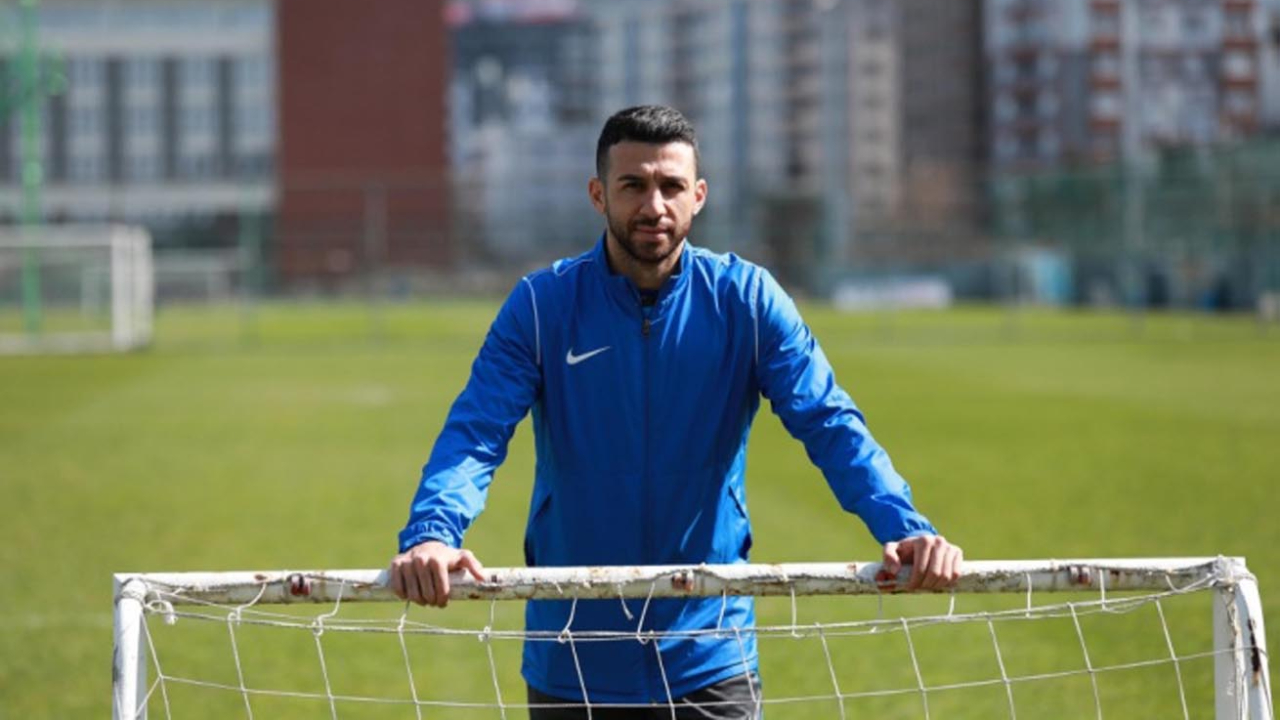 İsmail Köybaşı, Trabzonspor'dan haber bekliyor