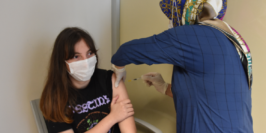 Türkiye'de uygulanan aşı dozu 62 milyonu geçti