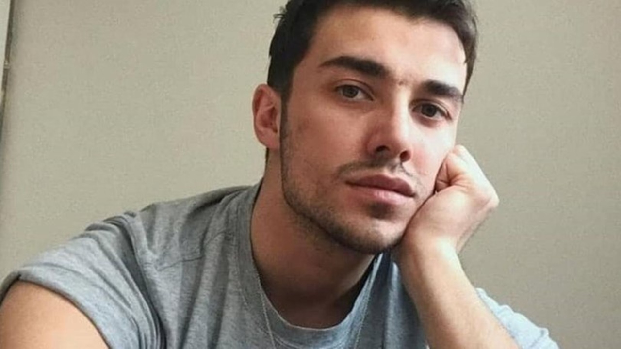 Survivor şampiyonunun ergenlik paylaşımı olay oldu!