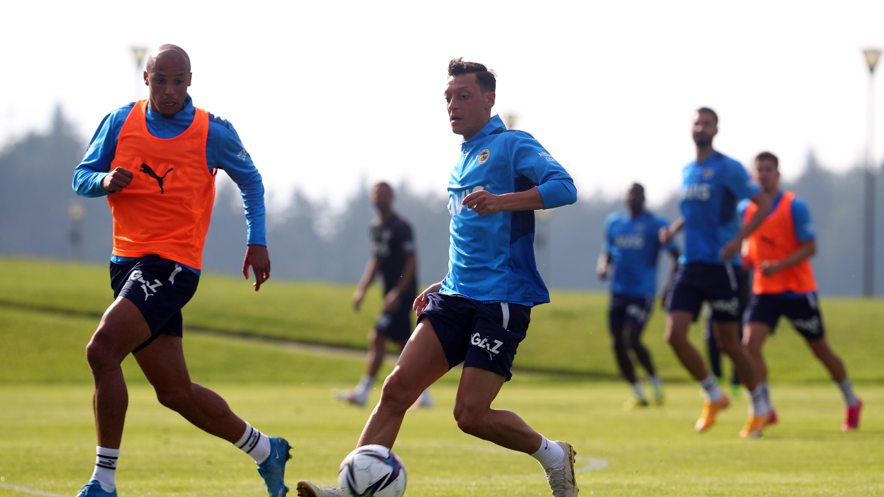 Fenerbahçe'nin hazırlık maçları belli oldu... Sarı-Lacivertliler Slovenya yolcusu