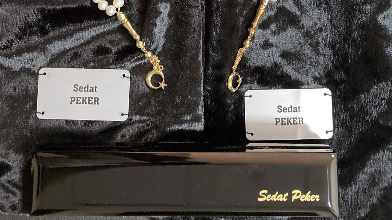 'Şirinler' çetesinin yöneticisinin evinden çıktı: Dikkat çeken Sedat Peker detayı